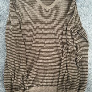 GAP Men's V-Neck Striped Sweater in Grey and Black